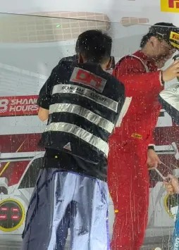 太阳集团城娱8722反光背心10